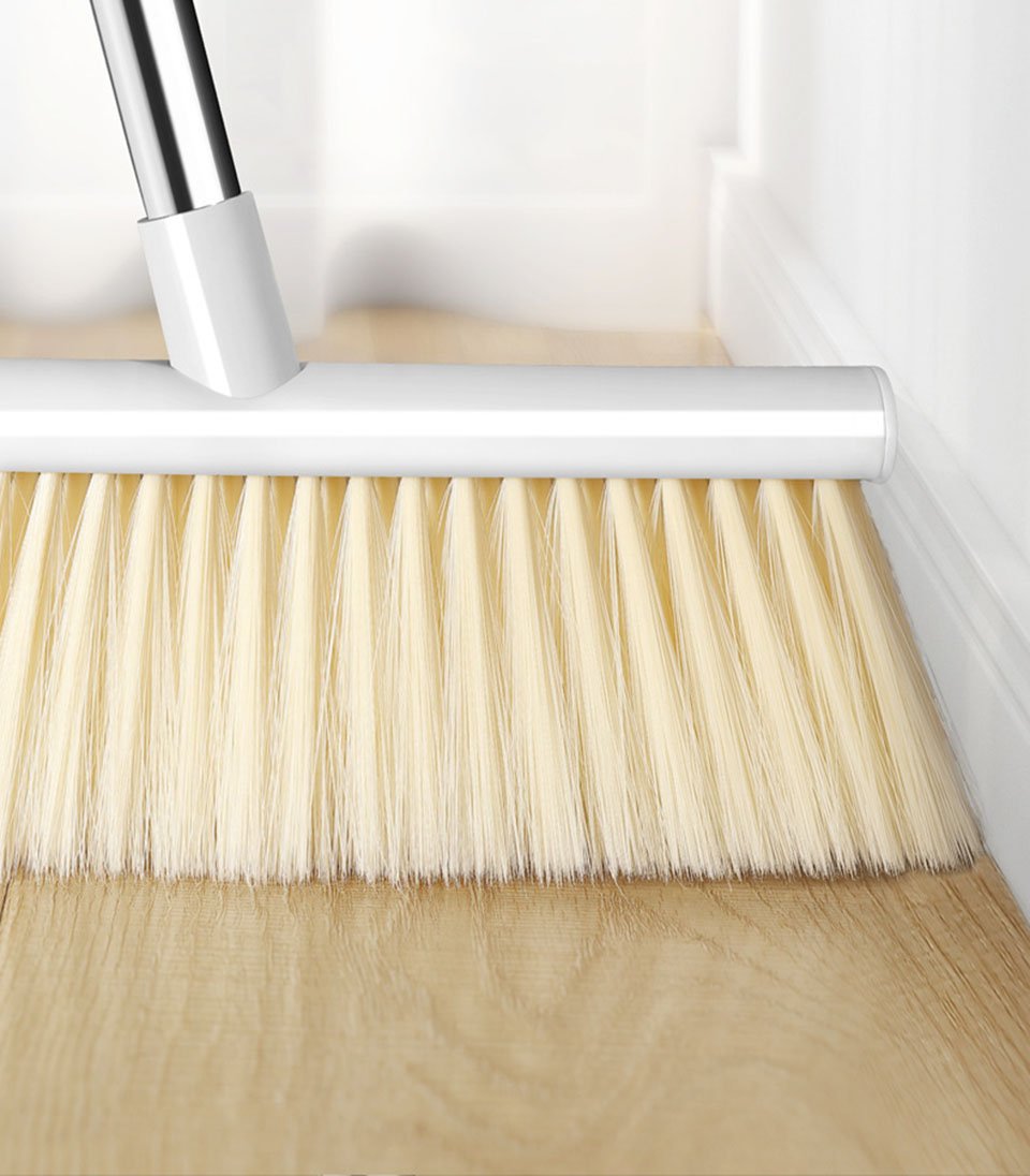 The Magic Broom™ - The Broom that Cleans Itself